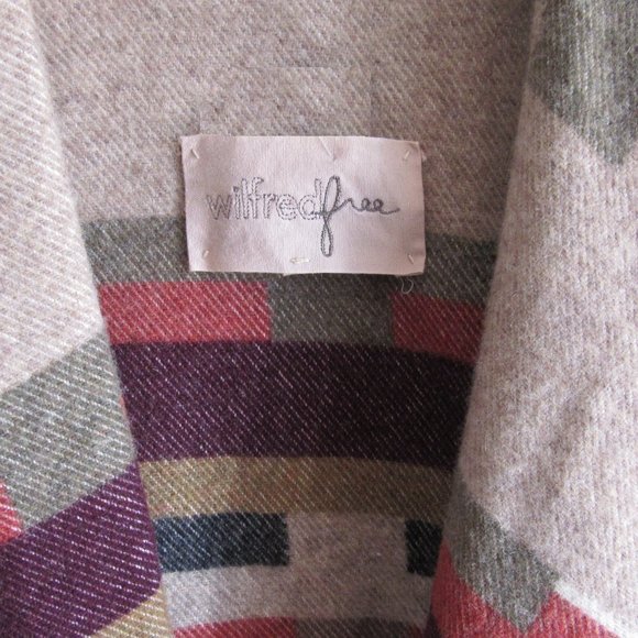 Aritzia Wilfred Free Wrap Vest Jacket - Picture 3 of 10